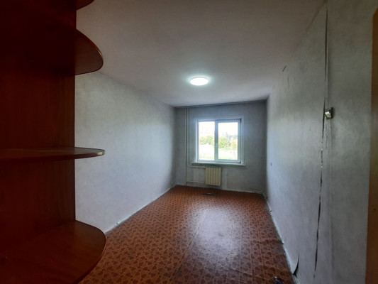 Продам трехкомнатную (3-комн.) квартиру, Баумана ул, 192, Иркутск г