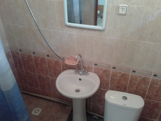 Продам коммерческое помещение 1 050 м2, Маячная ул, 5, Николаевка пгт