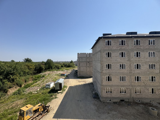 Продам однокомнатную (1-комн.) квартиру, Солнечная ул, 10, Нальчик г