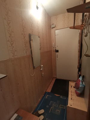 Продам двухкомнатную (2-комн.) квартиру, Полярный Круг ул, 9, Мурманск г