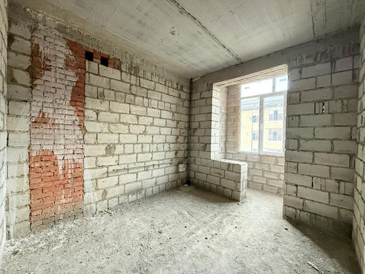 Продам трехкомнатную (3-комн.) квартиру, Головко ул, 200, Нальчик г