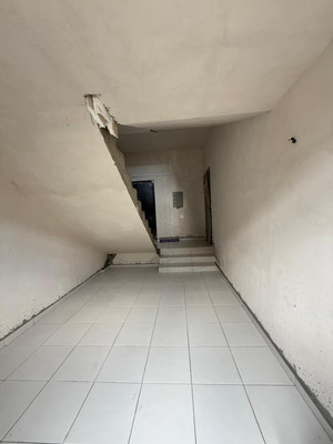 Продам трехкомнатную (3-комн.) квартиру, Головко ул, 200, Нальчик г