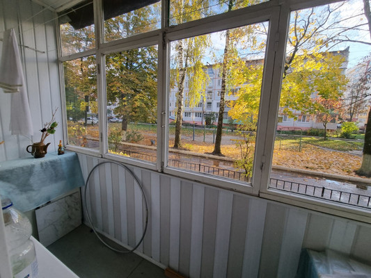 Продам трехкомнатную (3-комн.) квартиру, Медведева ул, 73, Брянск г