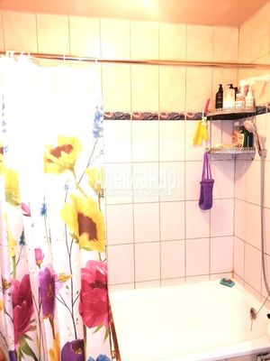 Продам двухкомнатную (2-комн.) квартиру, Типографский пер, 9, Сосново п