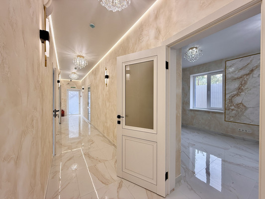 Продам коммерческое помещение 300 м2, Трамвайный пер, 26, Симферополь г