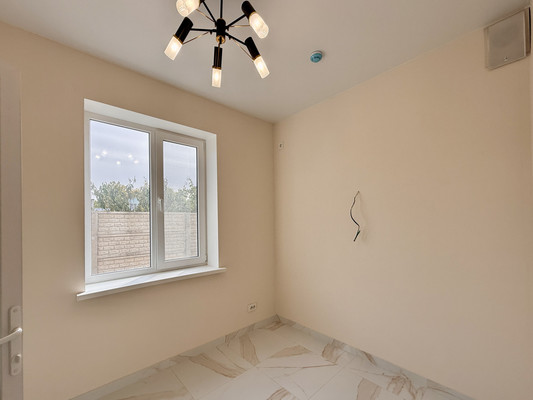 Продам коммерческое помещение 300 м2, Трамвайный пер, 26, Симферополь г