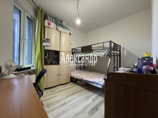 Продам трехкомнатную (3-комн.) квартиру, Шевченко ул, 12к1, Всеволожск г