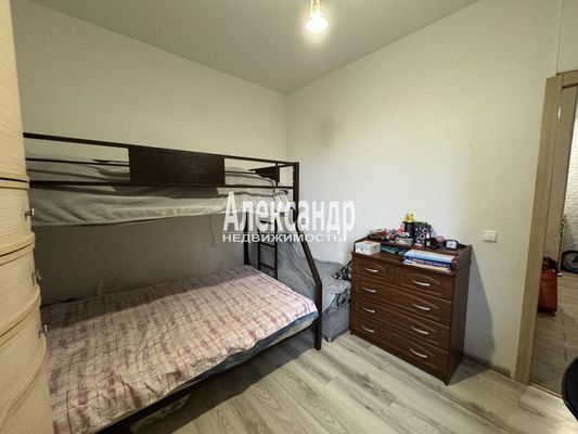 Продам трехкомнатную (3-комн.) квартиру, Шевченко ул, 12к1, Всеволожск г