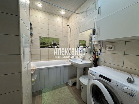 Продам трехкомнатную (3-комн.) квартиру, Шевченко ул, 12к1, Всеволожск г