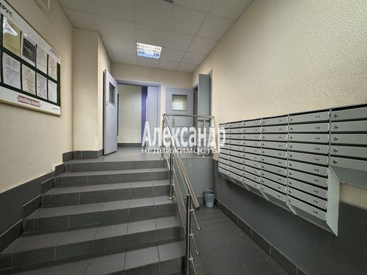 Продам трехкомнатную (3-комн.) квартиру, Шевченко ул, 12к1, Всеволожск г