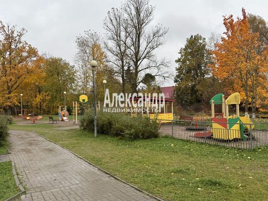 Продам трехкомнатную (3-комн.) квартиру, Шевченко ул, 12к1, Всеволожск г