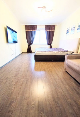 Продам однокомнатную (1-комн.) квартиру, Елохова Роща ул, 8, Володарского п