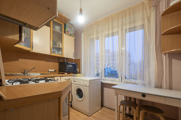 Продам двухкомнатную (2-комн.) квартиру, Херсонская ул, 15, Москва г
