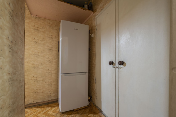 Продам двухкомнатную (2-комн.) квартиру, Херсонская ул, 15, Москва г