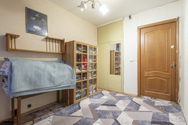 Продам двухкомнатную (2-комн.) квартиру, Херсонская ул, 15, Москва г