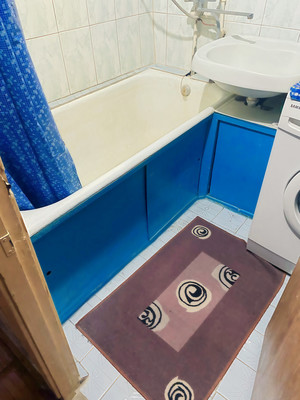 Продам трехкомнатную (3-комн.) квартиру, Гагринская ул, 9/2, Ростов-на-Дону г