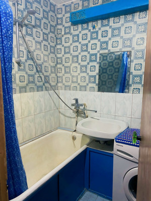 Продам трехкомнатную (3-комн.) квартиру, Гагринская ул, 9/2, Ростов-на-Дону г