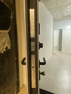 Продам трехкомнатную (3-комн.) квартиру, Высотная ул, 9, Домодедово с