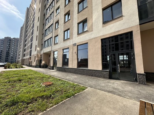 Сдам торговое помещение 105 м2, Строителей пр-кт, 1к1, Кудрово г