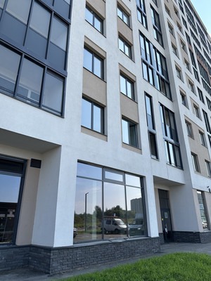 Сдам торговое помещение 105 м2, Строителей пр-кт, 1к1, Кудрово г