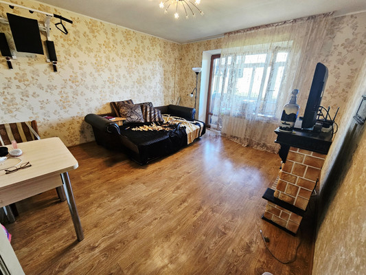 Продам трехкомнатную (3-комн.) квартиру, Жмайлова ул, 3, Ростов-на-Дону г