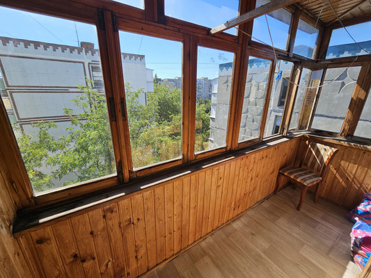 Продам трехкомнатную (3-комн.) квартиру, Жмайлова ул, 3, Ростов-на-Дону г