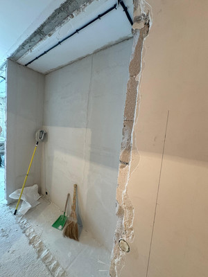 Продам трехкомнатную (3-комн.) квартиру, Нагорная ул, 16, Горное Лоо с