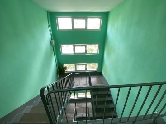 Продам двухкомнатную (2-комн.) квартиру, Славы пр-кт, 20, Санкт-Петербург г