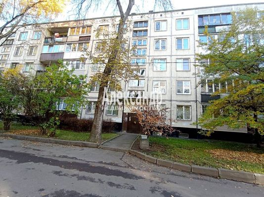 Продам комнату в 3-комн. квартире, Пискарёвский пр-кт, 58к1, Санкт-Петербург г