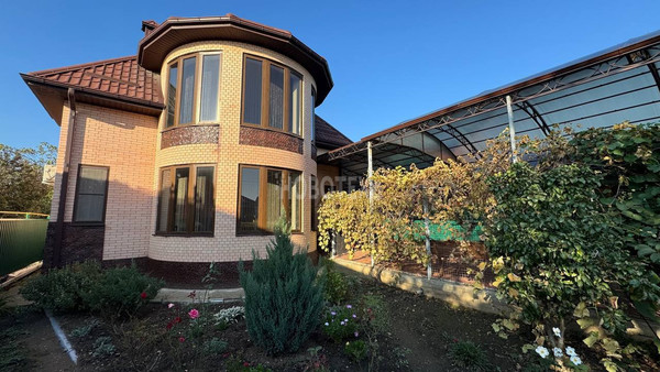 Продам дом, Ленинградский пер, 23, Лабинск г, 0 км от города