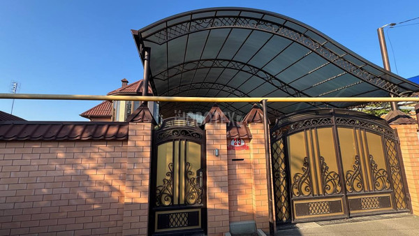 Продам дом, Ленинградский пер, 23, Лабинск г, 0 км от города