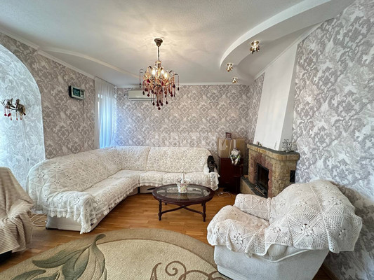 Продам дом, Ленинградский пер, 23, Лабинск г, 0 км от города