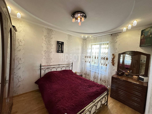 Продам дом, Ленинградский пер, 23, Лабинск г, 0 км от города