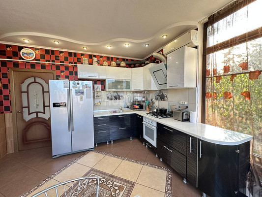 Продам дом, Ленинградский пер, 23, Лабинск г, 0 км от города