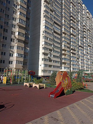 Продам однокомнатную (1-комн.) квартиру, Магистральная ул, 11, Краснодар г