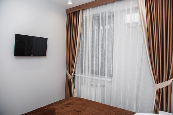 Продам однокомнатную (1-комн.) квартиру, Конституции СССР (Центральный р-н) ул, 18, Сочи г