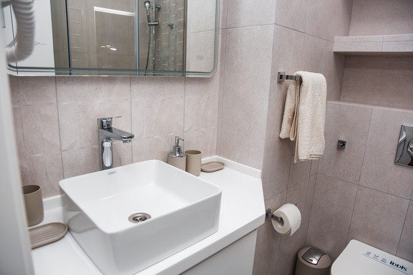 Продам однокомнатную (1-комн.) квартиру, Конституции СССР (Центральный р-н) ул, 18, Сочи г