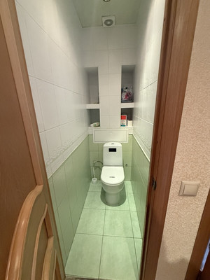 Продам трехкомнатную (3-комн.) квартиру, Курортный (Хостинский р-н) пр-кт, 78к10, Сочи г