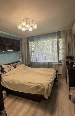 Продам трехкомнатную (3-комн.) квартиру, Чайковского (Центральный р-н) ул, 10, Сочи г