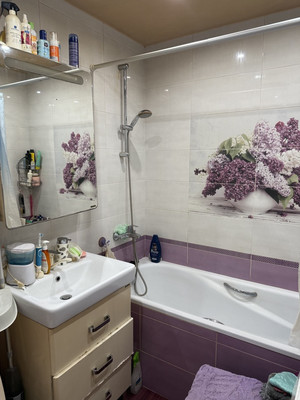 Продам трехкомнатную (3-комн.) квартиру, Чайковского (Центральный р-н) ул, 10, Сочи г