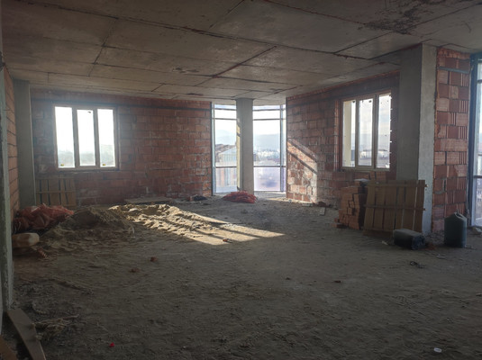 Продам трехкомнатную (3-комн.) квартиру, Пушкина ул, 31, Нальчик г