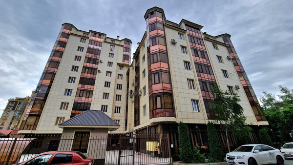 Продам трехкомнатную (3-комн.) квартиру, Пушкина ул, 31, Нальчик г