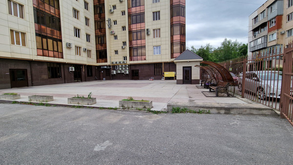 Продам трехкомнатную (3-комн.) квартиру, Пушкина ул, 31, Нальчик г