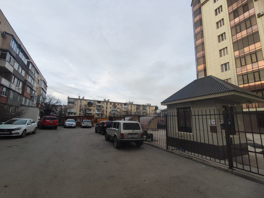 Продам трехкомнатную (3-комн.) квартиру, Пушкина ул, 31, Нальчик г