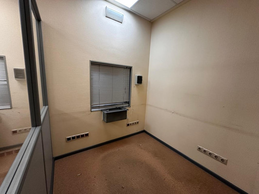 Сдам торговое помещение 570 м2, 3-я Владимирская ул, 8к1, Москва г