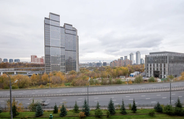 Продам трехкомнатную (3-комн.) квартиру, Мосфильмовская ул, 88к2, Москва г