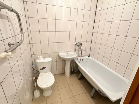 Продам однокомнатную (1-комн.) квартиру, Усенко В.В. ул, 41, Тихорецк г