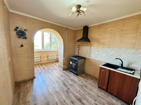 Продам двухкомнатную (2-комн.) квартиру, Юности ул, 3ка, Парковый п