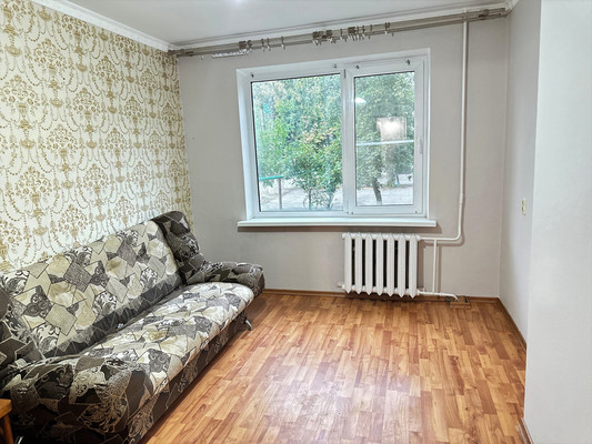 Продам двухкомнатную (2-комн.) квартиру, Военный городок ул, 89, Тихорецк г