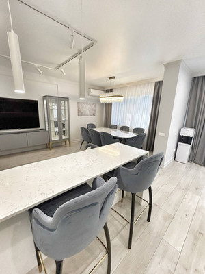 Продам многокомнатную квартиру, Дальняя ул, 8к1, Краснодар г